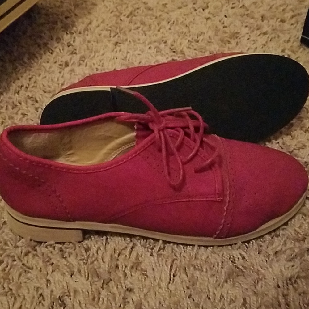 Cute Red Oxford Shoes